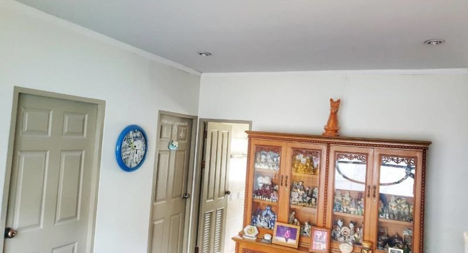 For sale 4 bedrooms house in Phasi Charoen, Bangkok