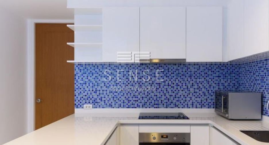 For rent 3 bedrooms condo in Pathum Wan, Bangkok