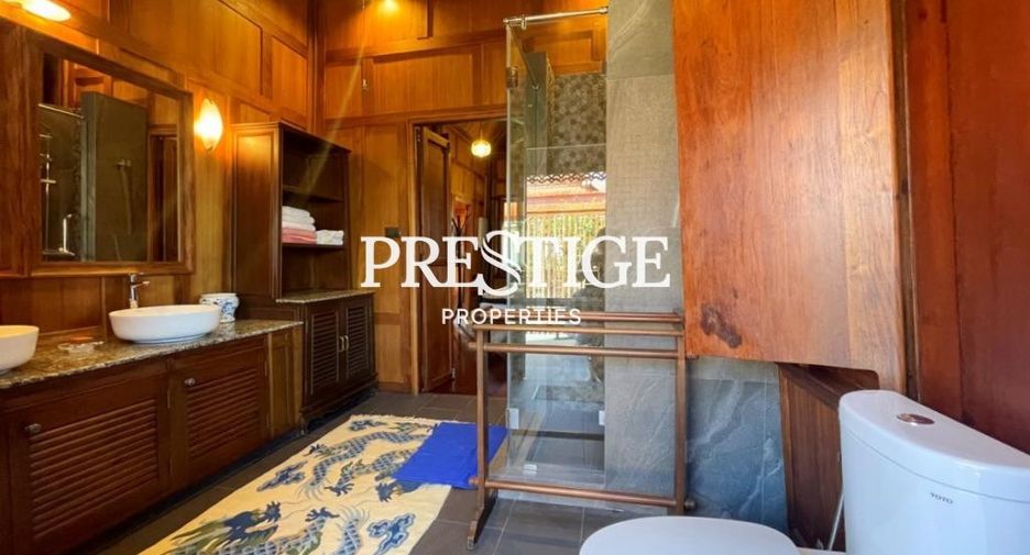 Casa en alquiler y en venta de 4 habitaciones en Sattahip, Chonburi