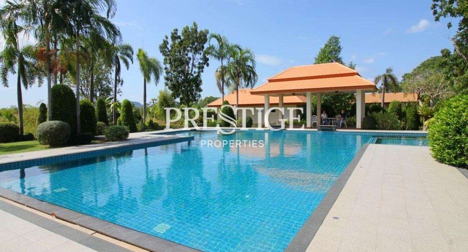 Casa en alquiler y en venta de 4 habitaciones en Sattahip, Chonburi