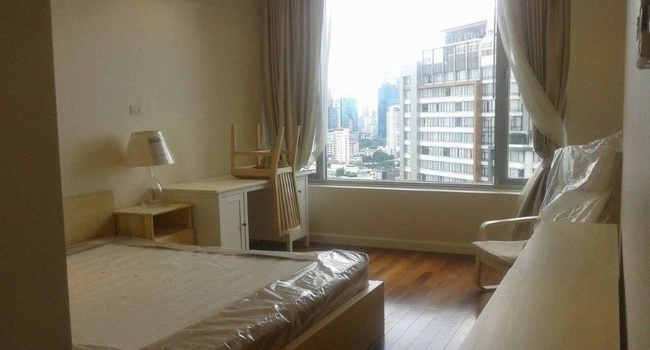 For sale 2 bedrooms condo in Pathum Wan, Bangkok