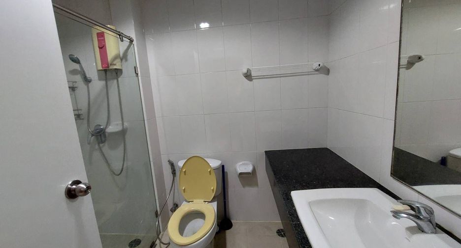 For sale studio condo in Pathum Wan, Bangkok