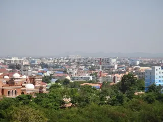 For sale 2 ベッドルーム condo in Bang Lamung, Chonburi