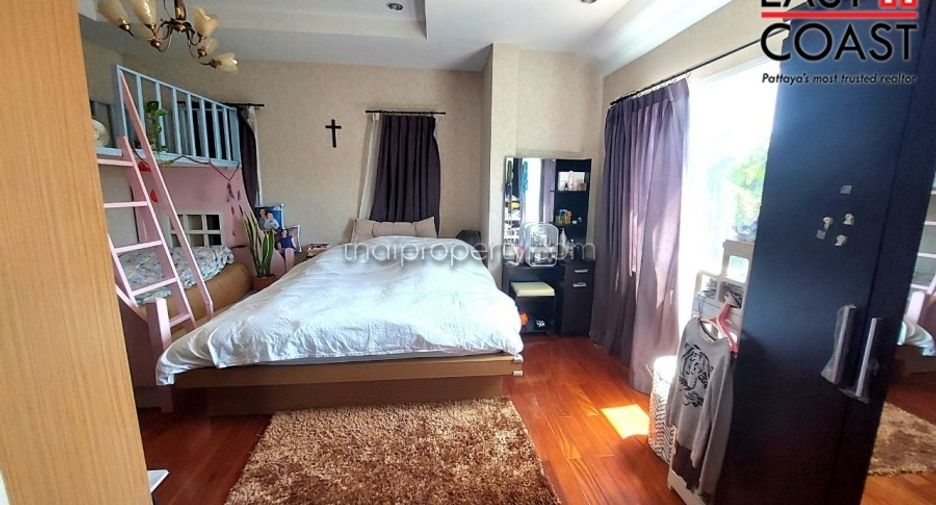 À vendre 5 chambres maison à Bang Lamung, Chonburi