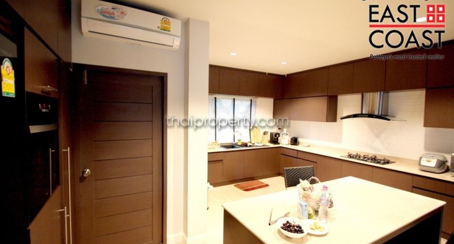 À vendre 5 chambres maison à Bang Lamung, Chonburi
