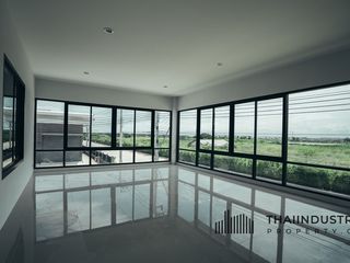 For rent and for sale warehouse in Bang Bo, Samut Prakan