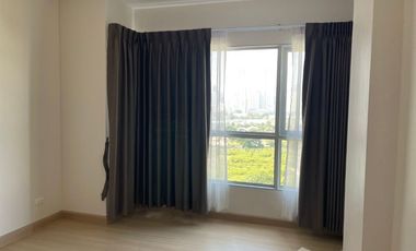 For sale 1 bed condo in Huai Khwang, Bangkok