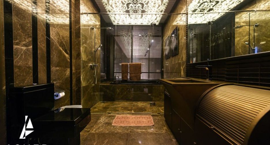 For sale 3 ベッドルーム condo in Khlong Toei, Bangkok