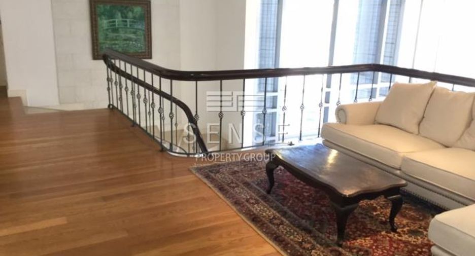 For sale 4 bedrooms condo in Pathum Wan, Bangkok