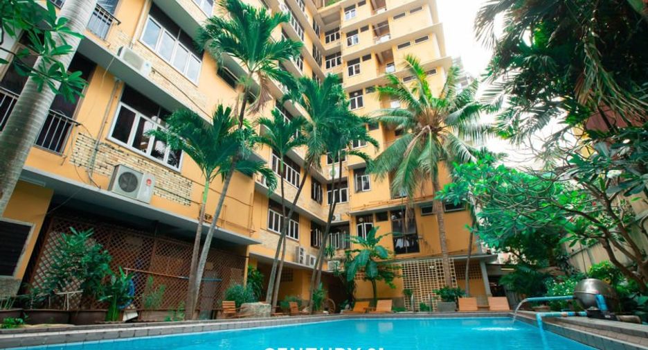 For rent 3 bedrooms apartment in Pathum Wan, Bangkok