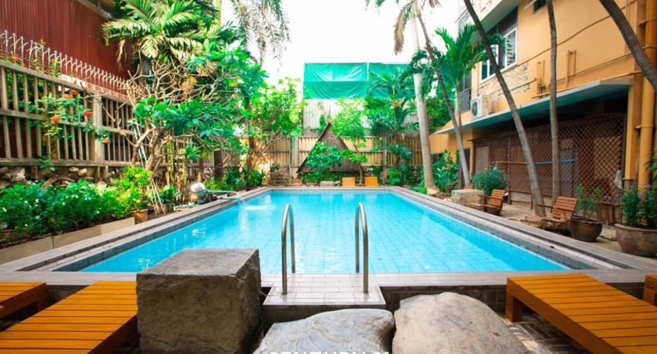 For rent 3 bedrooms apartment in Pathum Wan, Bangkok