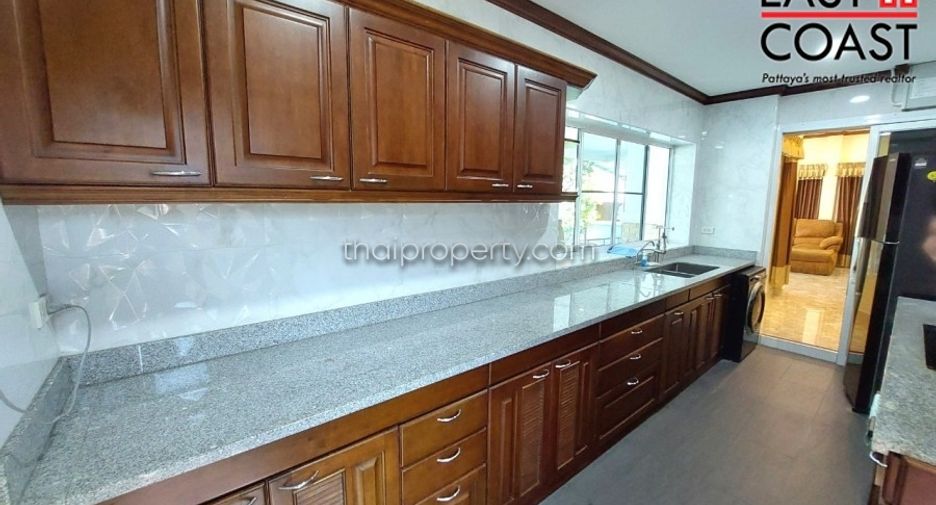 À vendre 4 chambres maison à East Pattaya, Pattaya