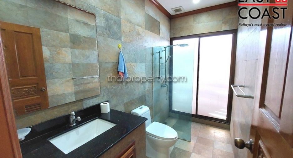 À vendre 4 chambres maison à East Pattaya, Pattaya