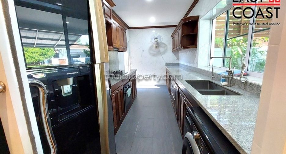 À vendre 4 chambres maison à East Pattaya, Pattaya