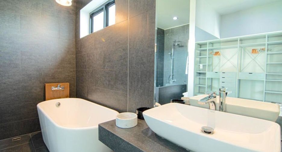 For rent and for sale 3 bedrooms villa in Thalang, Phuket