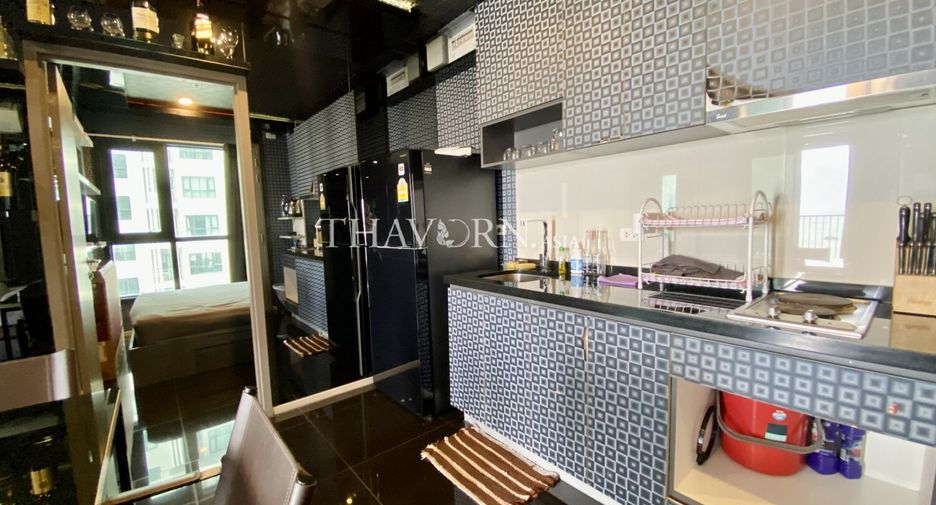 For sale 2 ベッドルーム condo in Bang Lamung, Chonburi