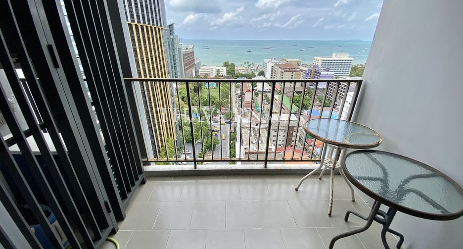 For sale 2 ベッドルーム condo in Bang Lamung, Chonburi
