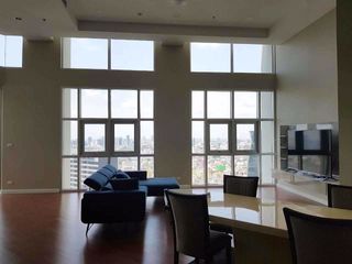 For rent そして for sale スタジオ condo in Huai Khwang, Bangkok