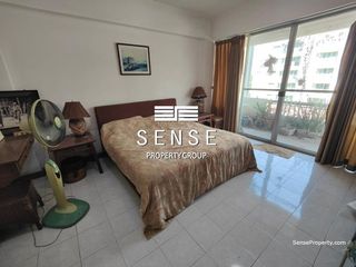 For sale 3 bed condo in Huai Khwang, Bangkok