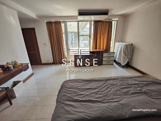 For sale 3 bed condo in Huai Khwang, Bangkok