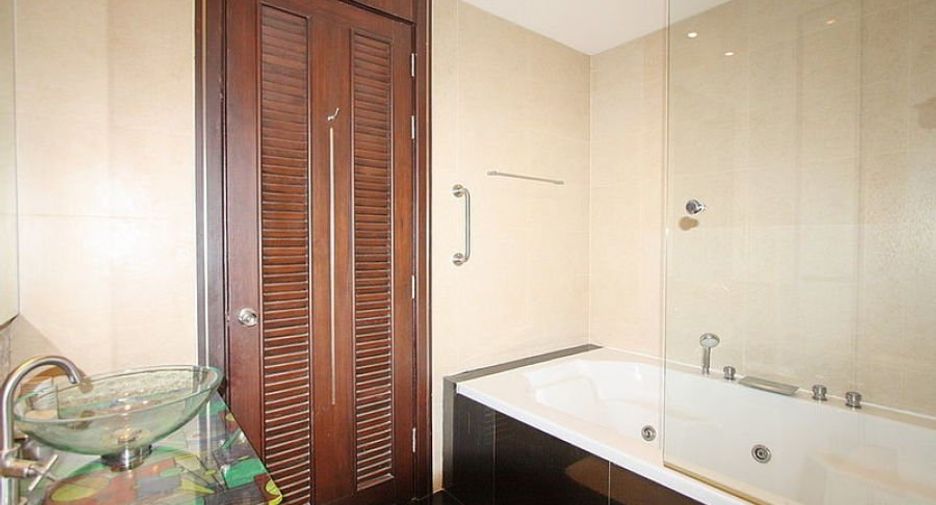 Condo en alquiler de 2 habitaciones en Bang Lamung, Chonburi