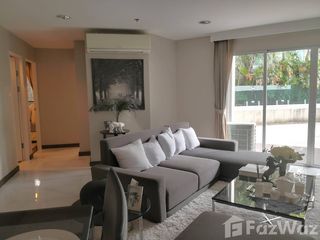 For sale 5 Beds condo in Huai Khwang, Bangkok