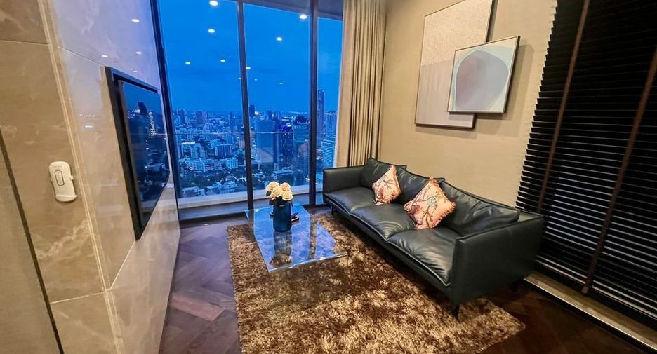 For rent 2 bed condo in Khlong Toei, Bangkok
