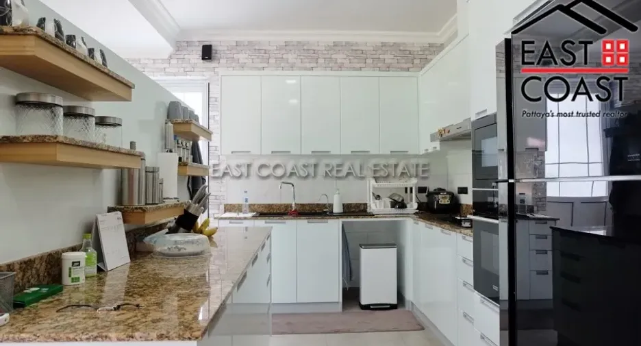Haus zum Kauf mit 4 Zimmer in Huay Yai, Pattaya
