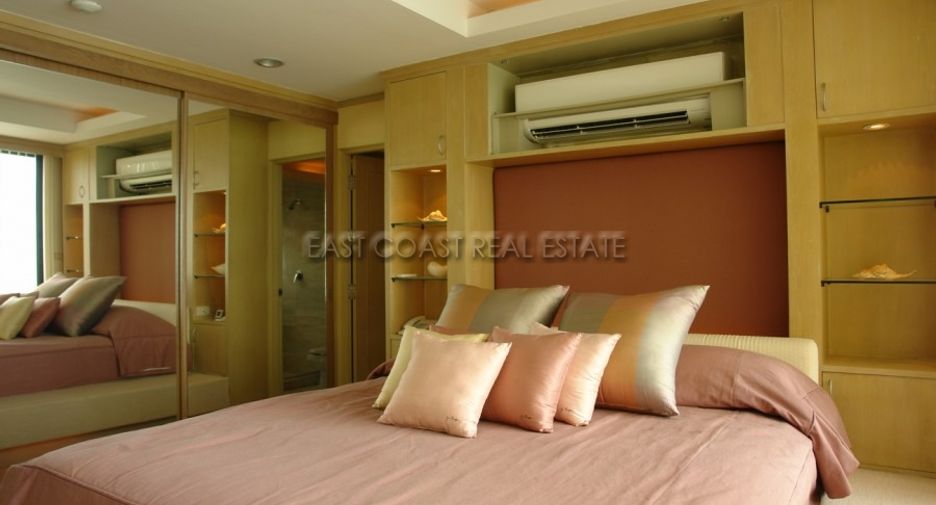 For rent 3 bedrooms condo in Bang Lamung, Chonburi