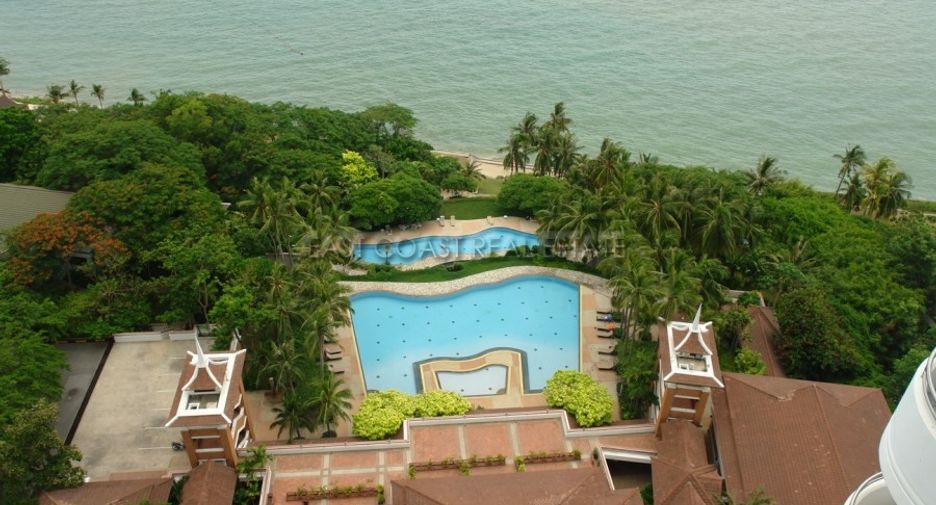 For rent 3 bedrooms condo in Bang Lamung, Chonburi