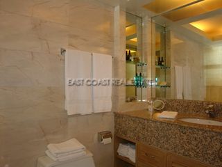 For rent 3 bedrooms condo in Bang Lamung, Chonburi