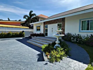 For rent 3 bed villa in Hua Hin, Prachuap Khiri Khan