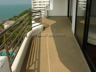 For rent 3 bedrooms condo in Bang Lamung, Chonburi