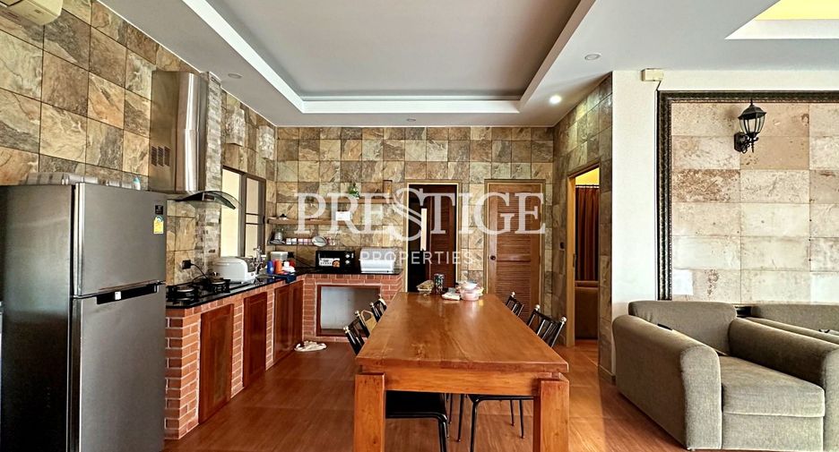 À vendre 3 chambres maison à Huay Yai, Pattaya