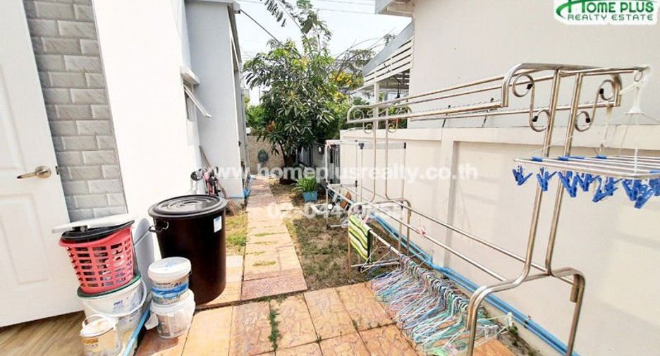 Haus zum Kauf mit 3 Zimmer in Bang Khun Thian, Bangkok