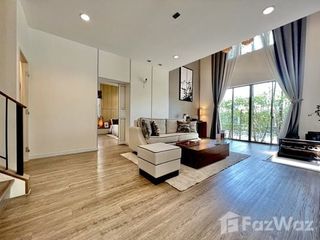 For sale 4 Beds house in Khan Na Yao, Bangkok