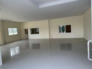 For rent warehouse in Mueang Samut Sakhon, Samut Sakhon