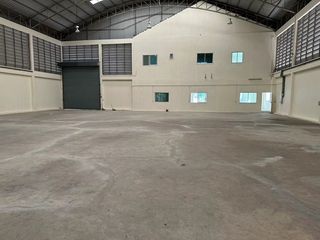 For rent warehouse in Mueang Samut Sakhon, Samut Sakhon