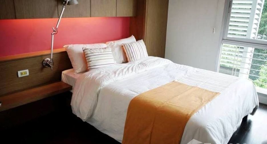 For rent 3 bed condo in Watthana, Bangkok