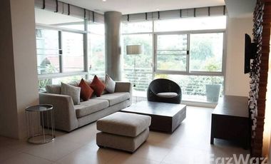 For rent 3 bed condo in Watthana, Bangkok