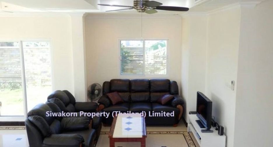 À louer et à vendre 10 chambres villa à Sattahip, Chonburi