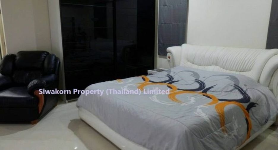 À louer et à vendre 10 chambres villa à Sattahip, Chonburi