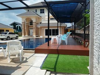 For rent and for sale 10 bed villa in Sattahip, Chonburi