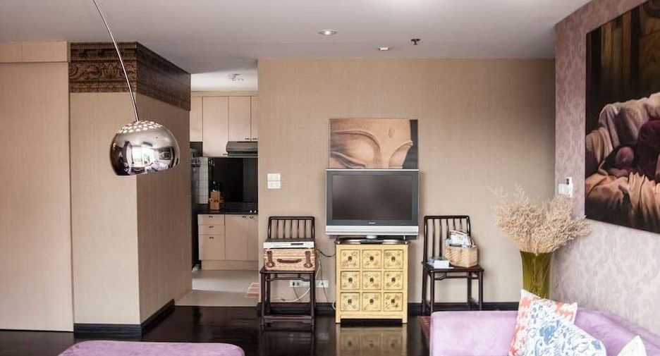 For rent 1 bed condo in Watthana, Bangkok