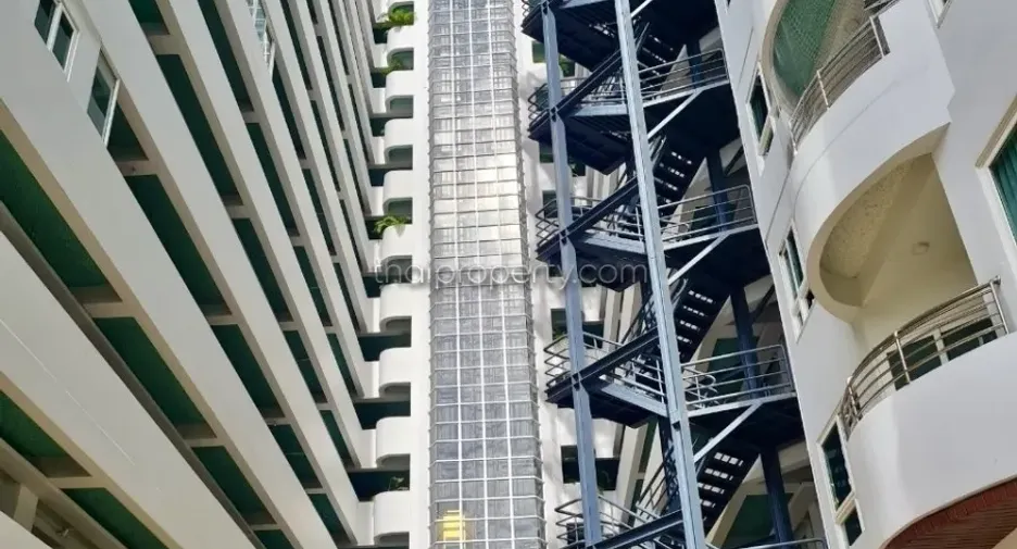 For sale 1 bed condo in Na Jomtien, Pattaya