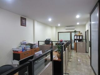 For rent and for sale 4 bed office in Wang Thonglang, Bangkok