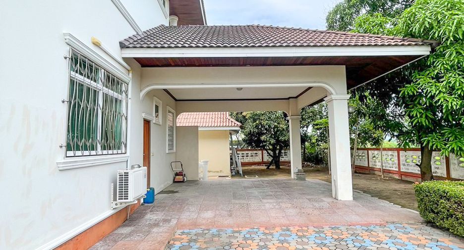 For sale 4 bedrooms villa in Cha Am, Phetchaburi