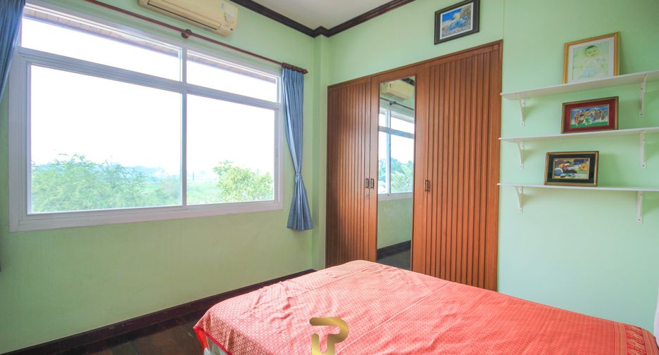 For sale 4 bedrooms villa in Cha Am, Phetchaburi