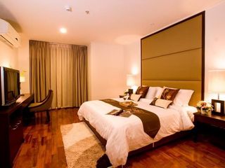 For rent 3 bed condo in Watthana, Bangkok