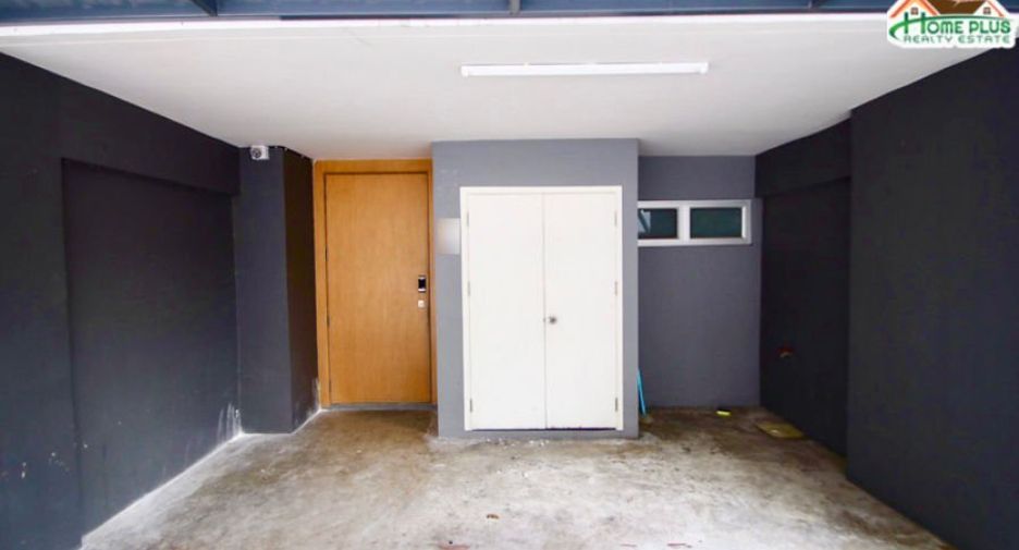 Casa adosada en alquiler y en venta de 3 habitaciones en Khan Na Yao, Bangkok